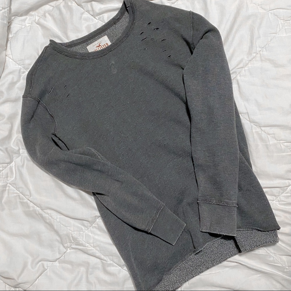 HOLLISTER: Crewneck